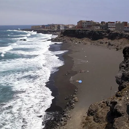Residencial Roca Eden Apartament
